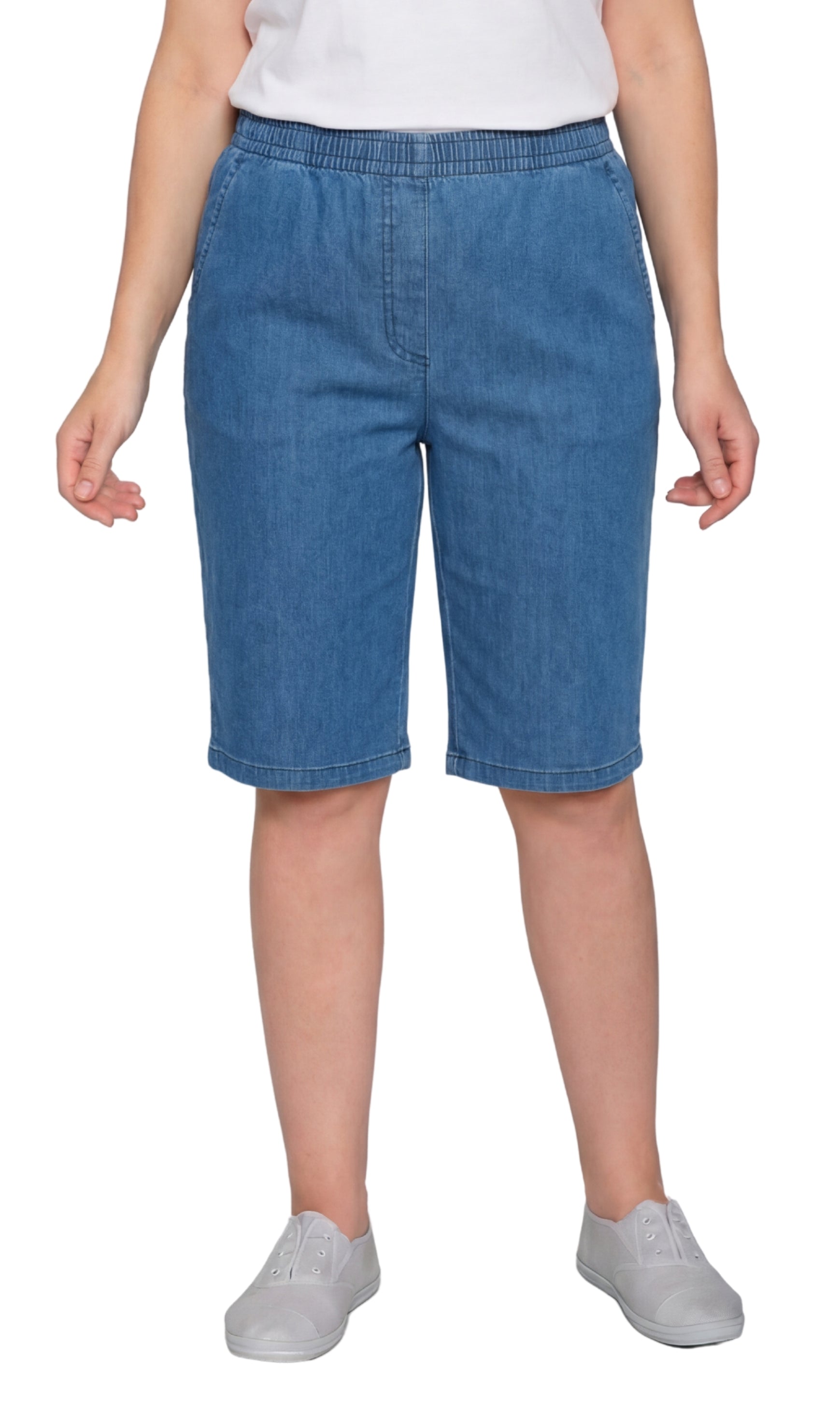 Women's Easy Pull on Bermuda Shorts in Denim and Twill 22