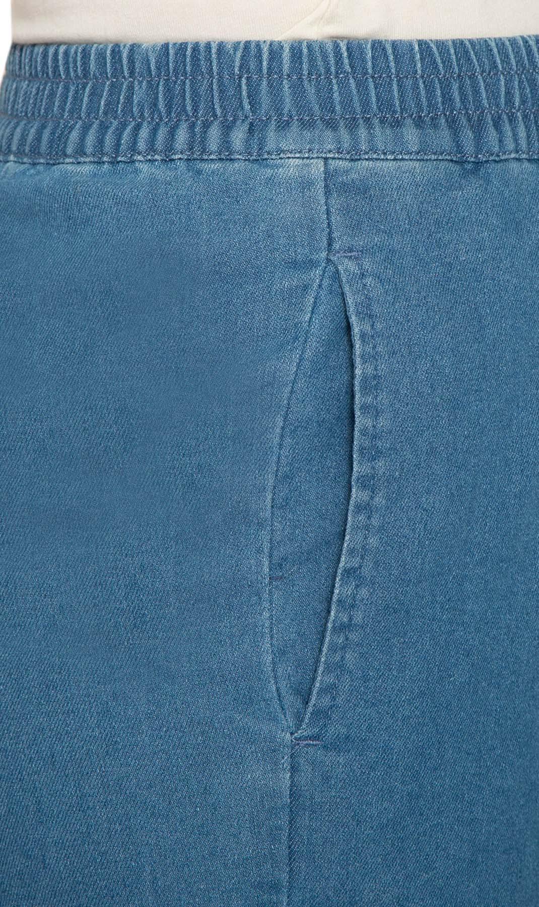Women's Easy Pull on Bermuda Shorts in Denim and Twill 5